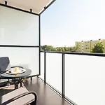 Blue Mandarin Seaside Appartement