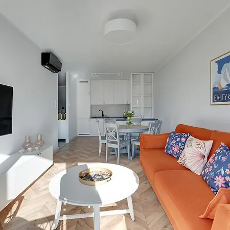 Blue Mandarin Seaside With Ac