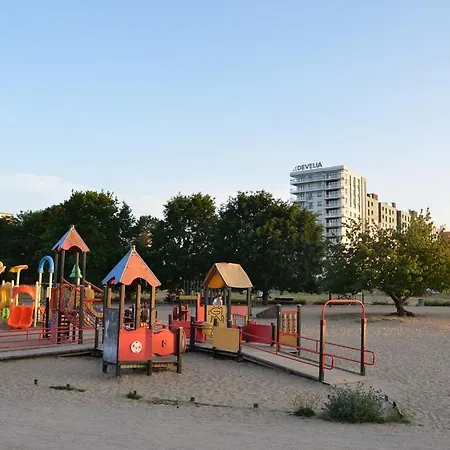 Apartment Blue Mandarin Seaside With Ac