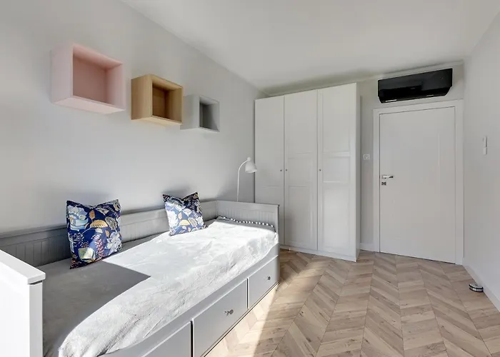 Apartment Blue Mandarin Seaside With Ac Danzig